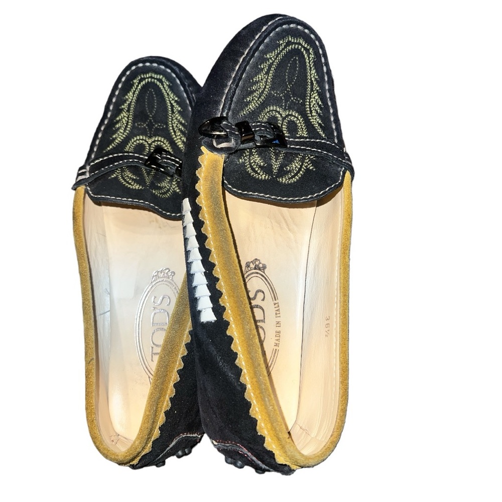 TOD’S Black Embroidered Suede driving Moccasins SZ 36 1/2